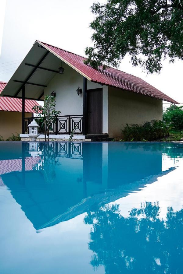 Ninad Homestays Карджат Екстериор снимка