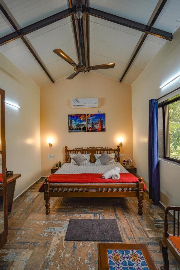 Ninad Homestays Карджат Екстериор снимка
