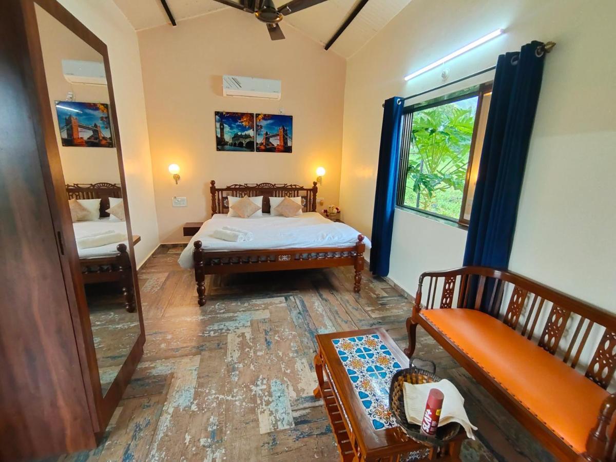 Ninad Homestays Карджат Екстериор снимка
