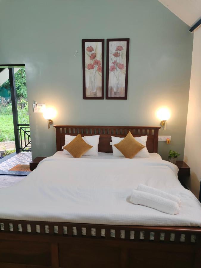 Ninad Homestays Карджат Екстериор снимка